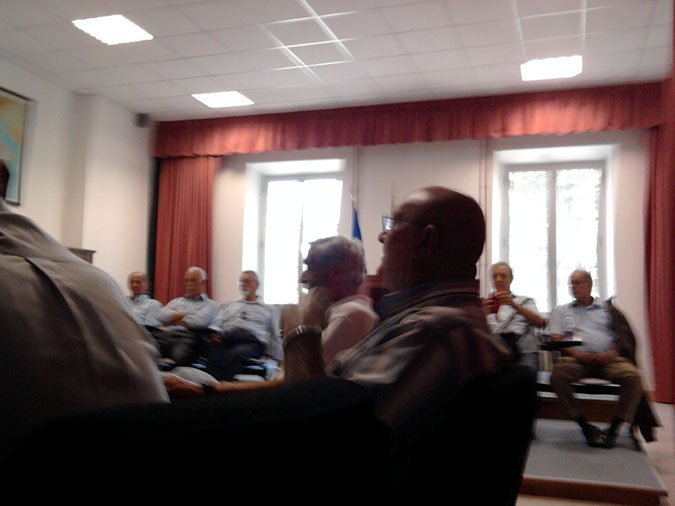 1° raduno Ascoli Piceno dal 9 al 10 settembre 2011 -  foto...202 - una chiacchierata prima di salutarci